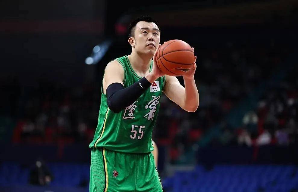 爱游戏官方登录入口-关于沃尔夫斯堡新帅上任，球迷期待他带领球队走出低谷的信息