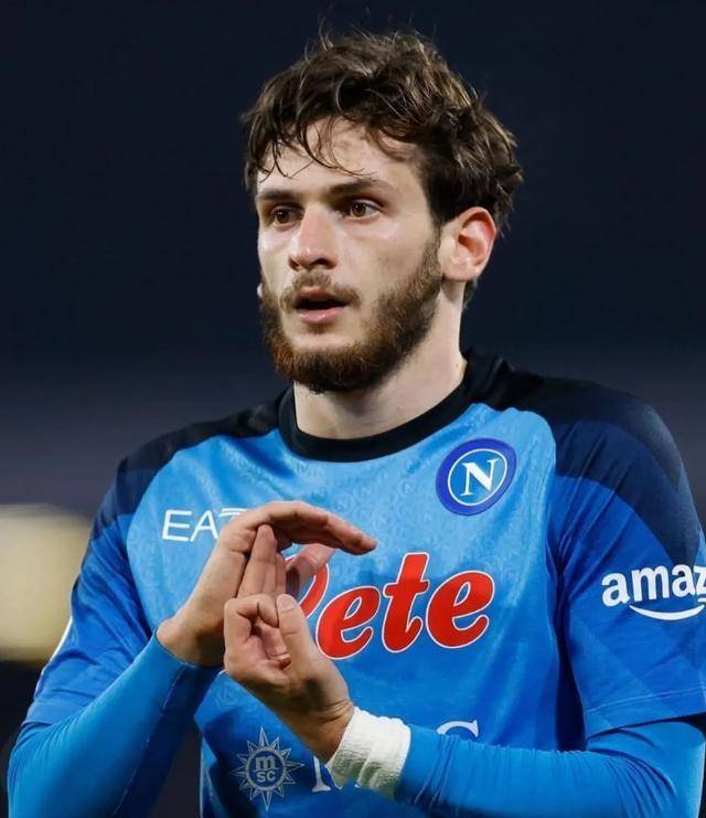 爱游戏app下载-那不勒斯球员意外受伤，给球队带来困扰