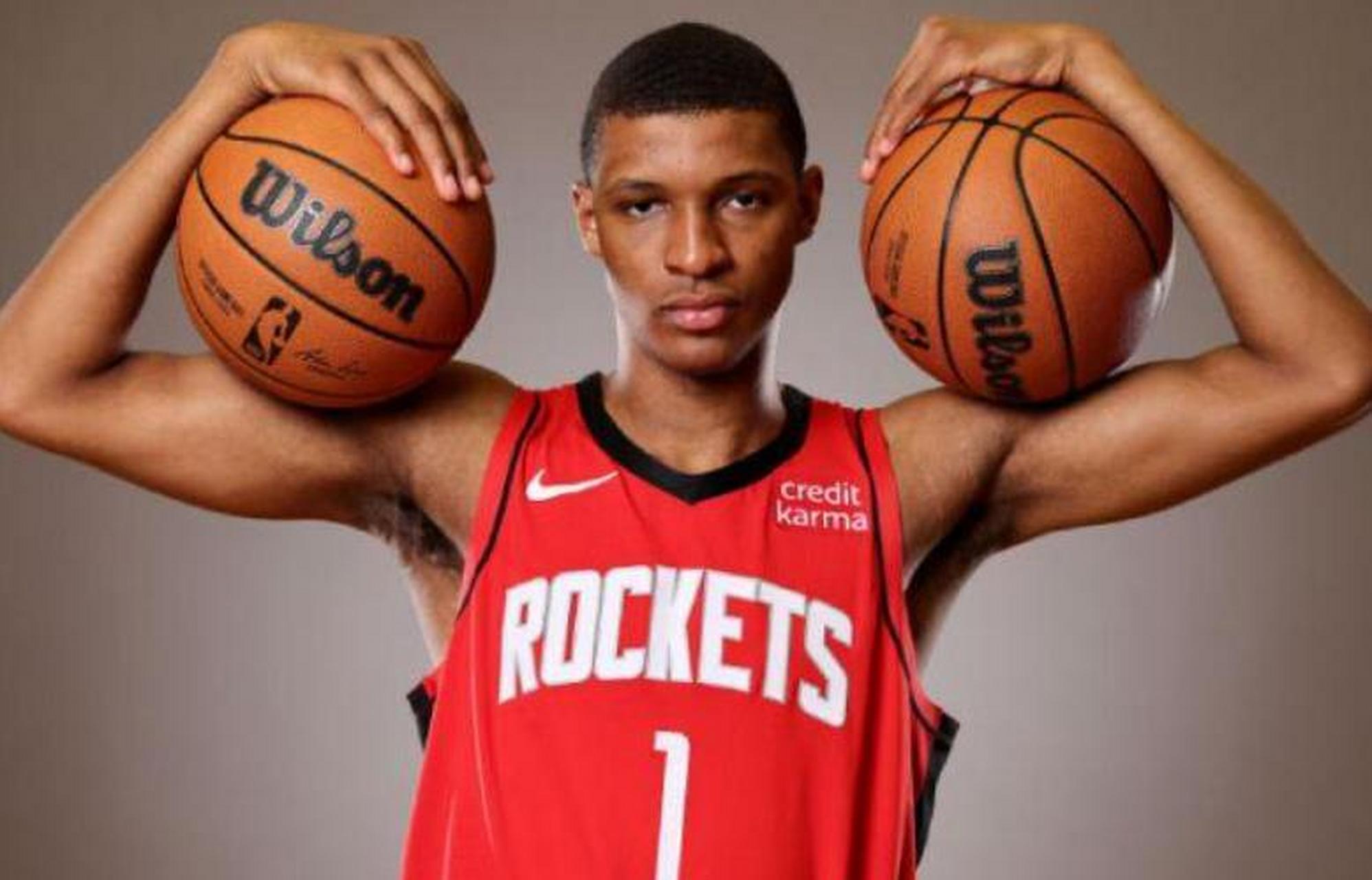 火箭签下新球员，希望弥补弱项的简单介绍