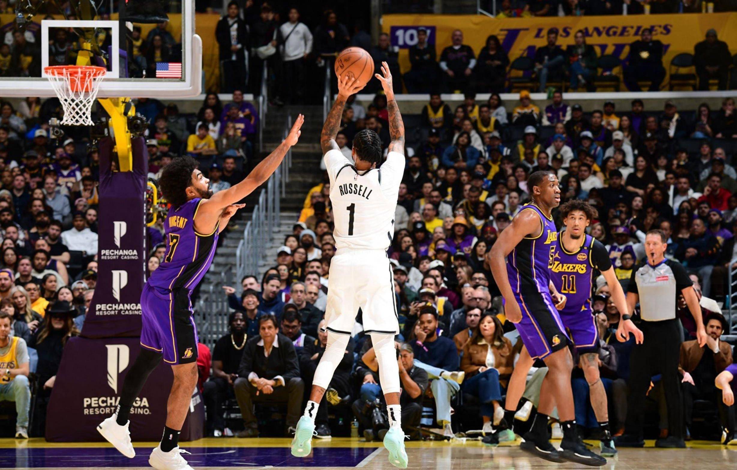 爱游戏亚洲官网-阿拉维斯主场绝杀，陷入泥潭