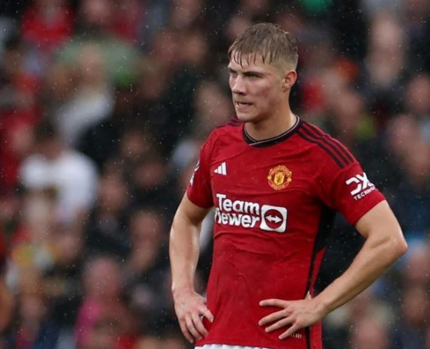 爱游戏官方登录入口-包含曼联客场挑战狼队，势均力敌谁将笑到最后？的词条