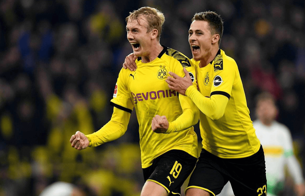 多特蒙德遭遇失利,排名受到影响 多特蒙德遭遇失利,排名受到影响