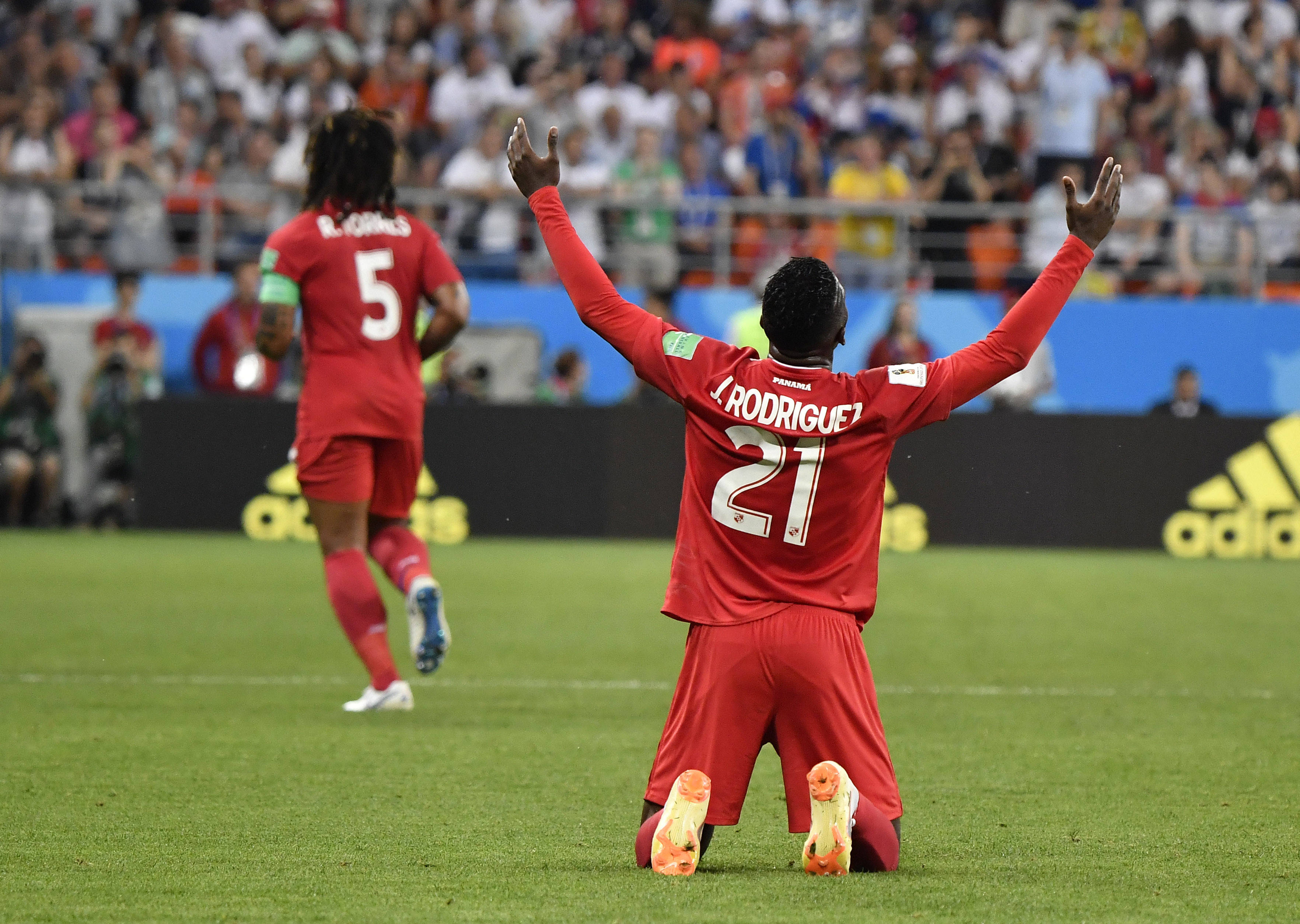 巴拿马足球队展现出色表现的简单介绍 巴拿马足球队展现出色表现的简单介绍