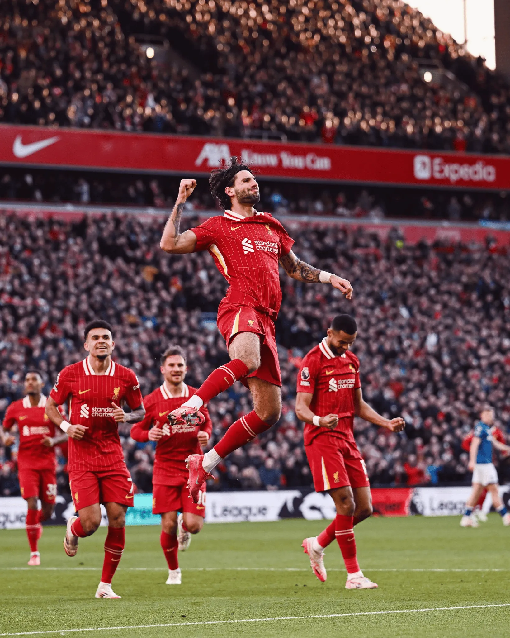 包含特写:利物浦-完胜那不勒斯,晋级八强的词条 包含特写:利物浦-完胜那不勒斯,晋级八强的词条