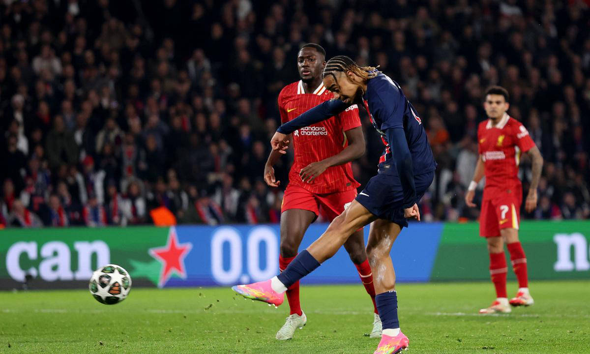 冰岛队在比赛中实现逆转胜利 冰岛队在比赛中实现逆转胜利