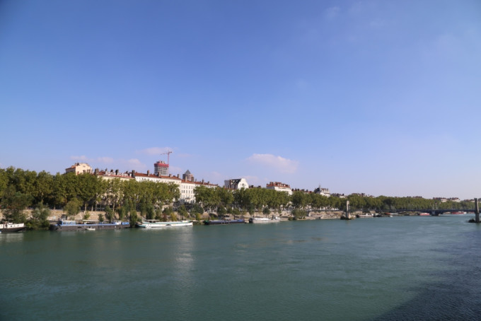 风头无两！马赛城在欧洲秀拼搏